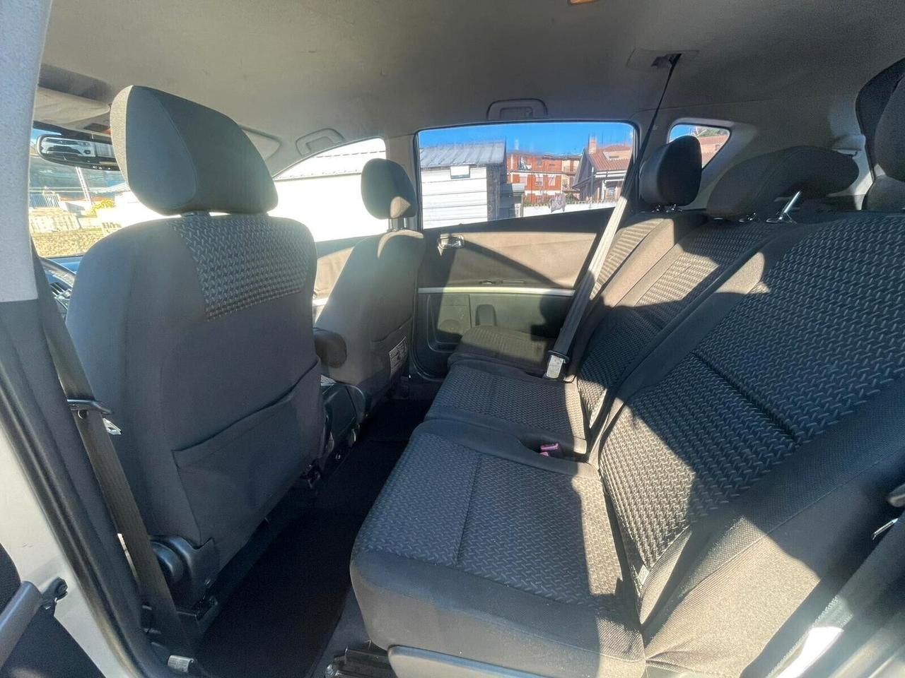 Toyota Corolla Verso 2.2 D-4D 7 posti FINANZIABILE