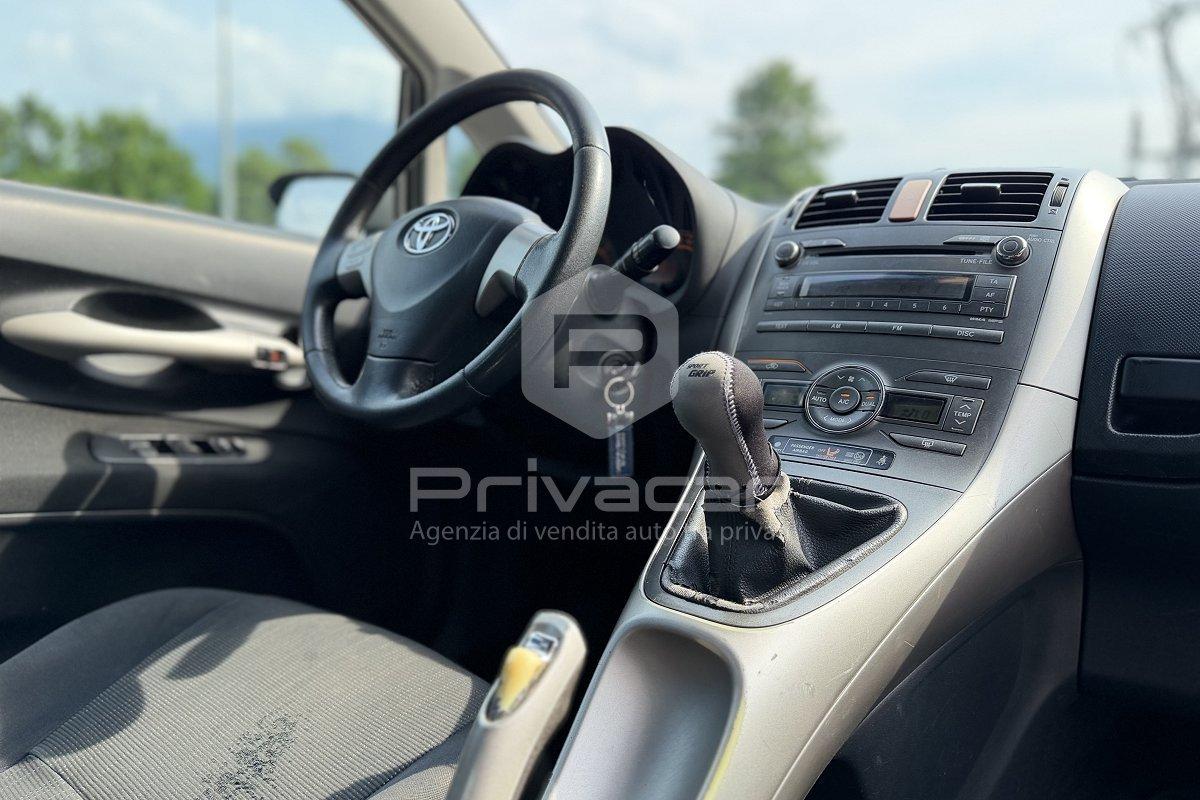 TOYOTA Auris 1.4 D-4D 5 porte Sol