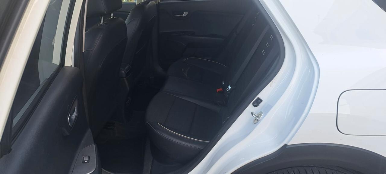 Kia Stonic 1.0 T-GDi 100 CV MHEV iMT GT Line