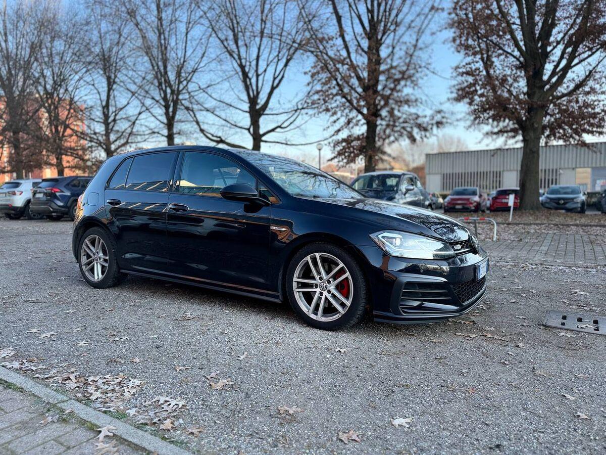 Volkswagen Golf 2.0 tdi Gtd 184cv dsg