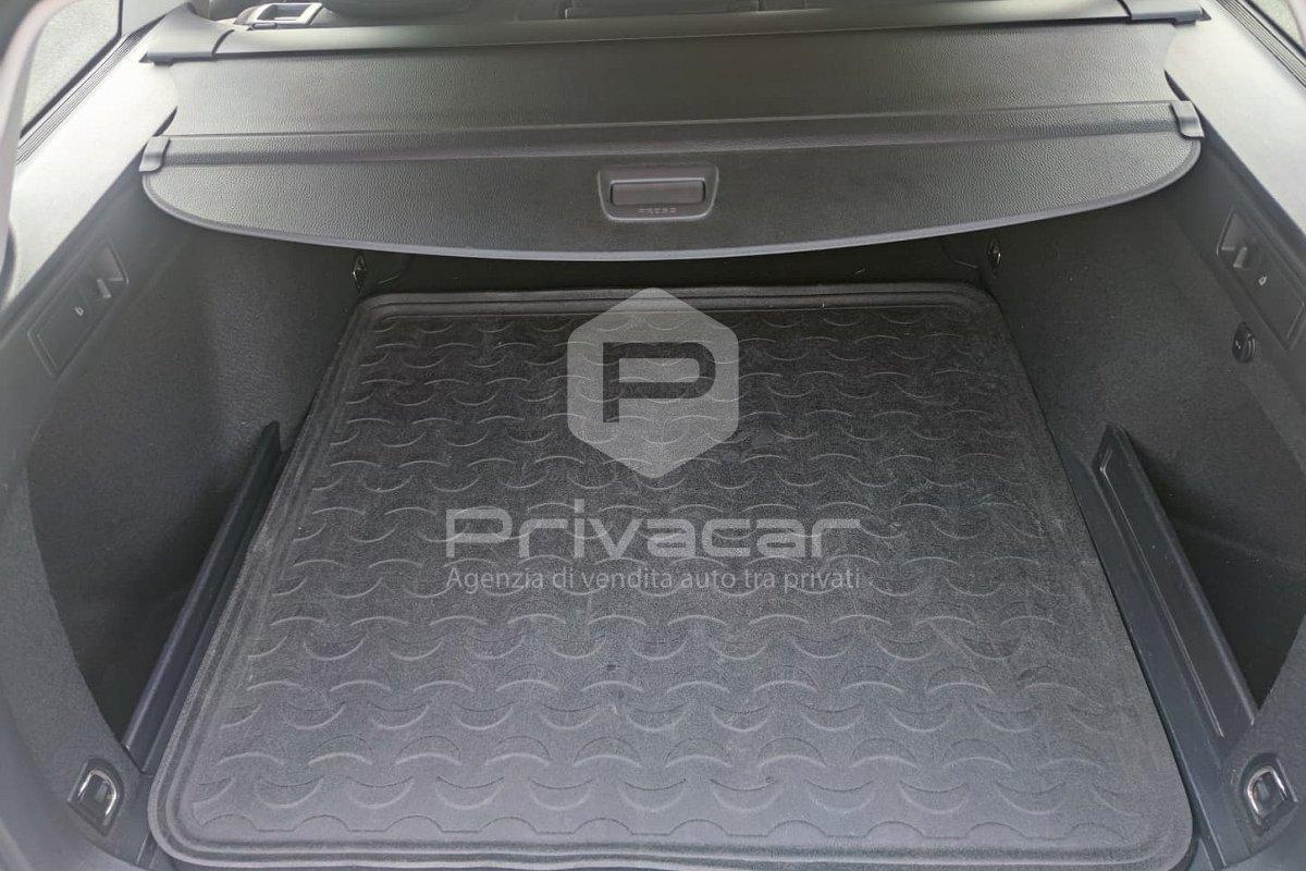 VOLKSWAGEN Passat Variant Businessline 1.6 TDI DSG BlueMotion Tech.