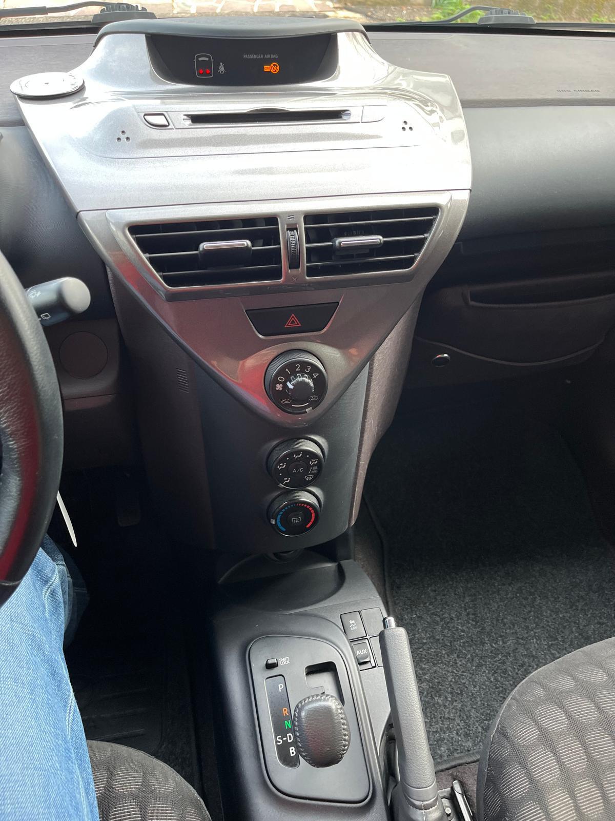 Toyota iQ 1.0