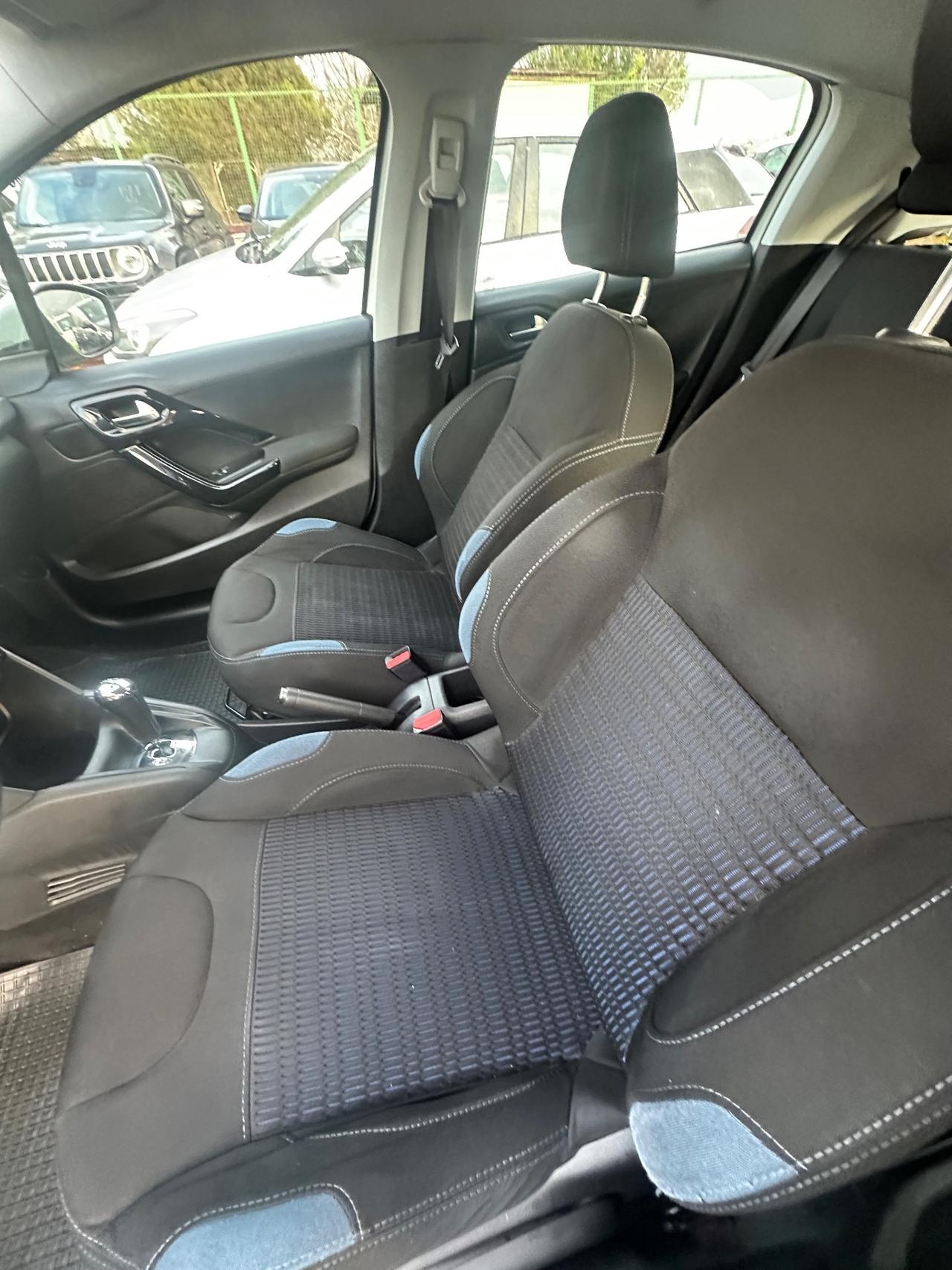 Peugeot 208 1.2 e-VTi 82 CV Stop&Start ETG5 5 porte Allure