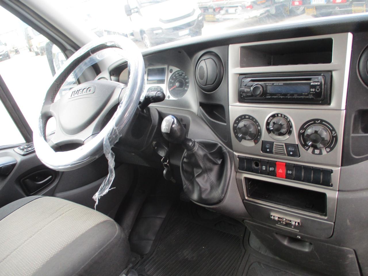 Iveco Daily 35C11 2.3 110CV DOPPIA CABINA 7P RIBALTABILE TRIL