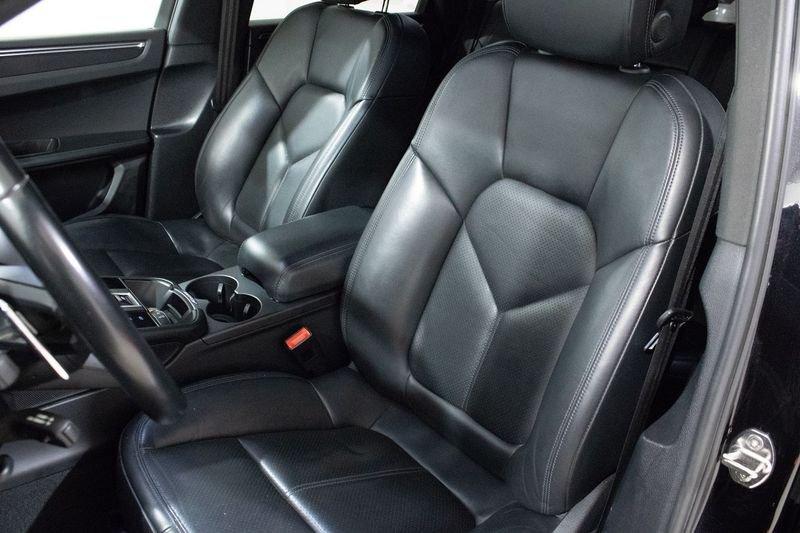 Porsche Macan 2.0 265cv