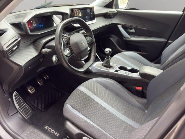 PEUGEOT 2008 PureTech 100 S&S Allure