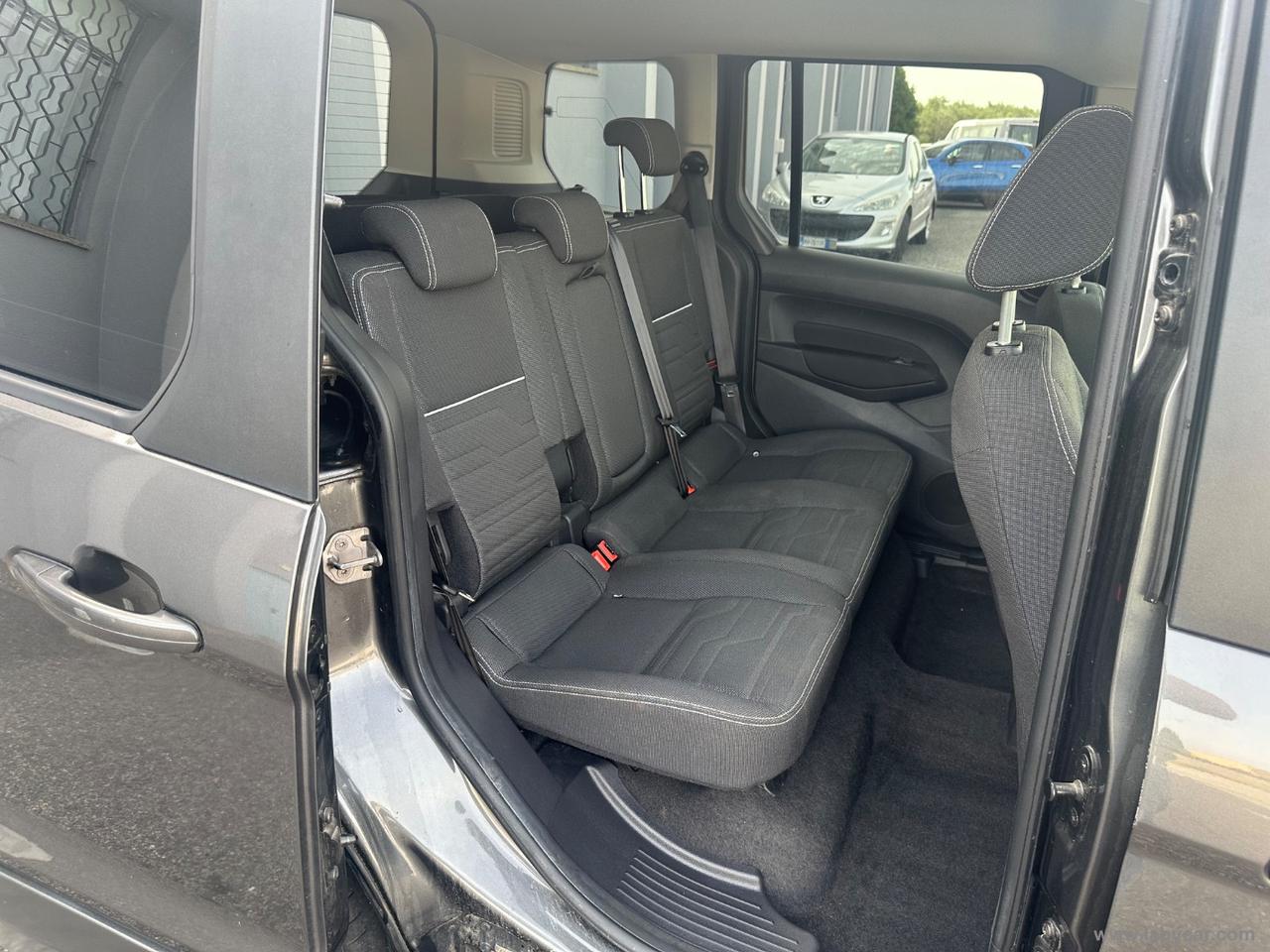 FORD Tourneo Connect 1.5 TDCi 120 CV Tit.