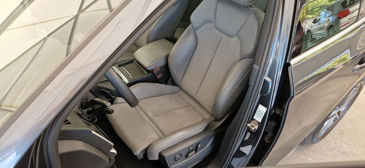 Audi SQ5 Sportback 3.0 TDI 341cv quattro S-Line