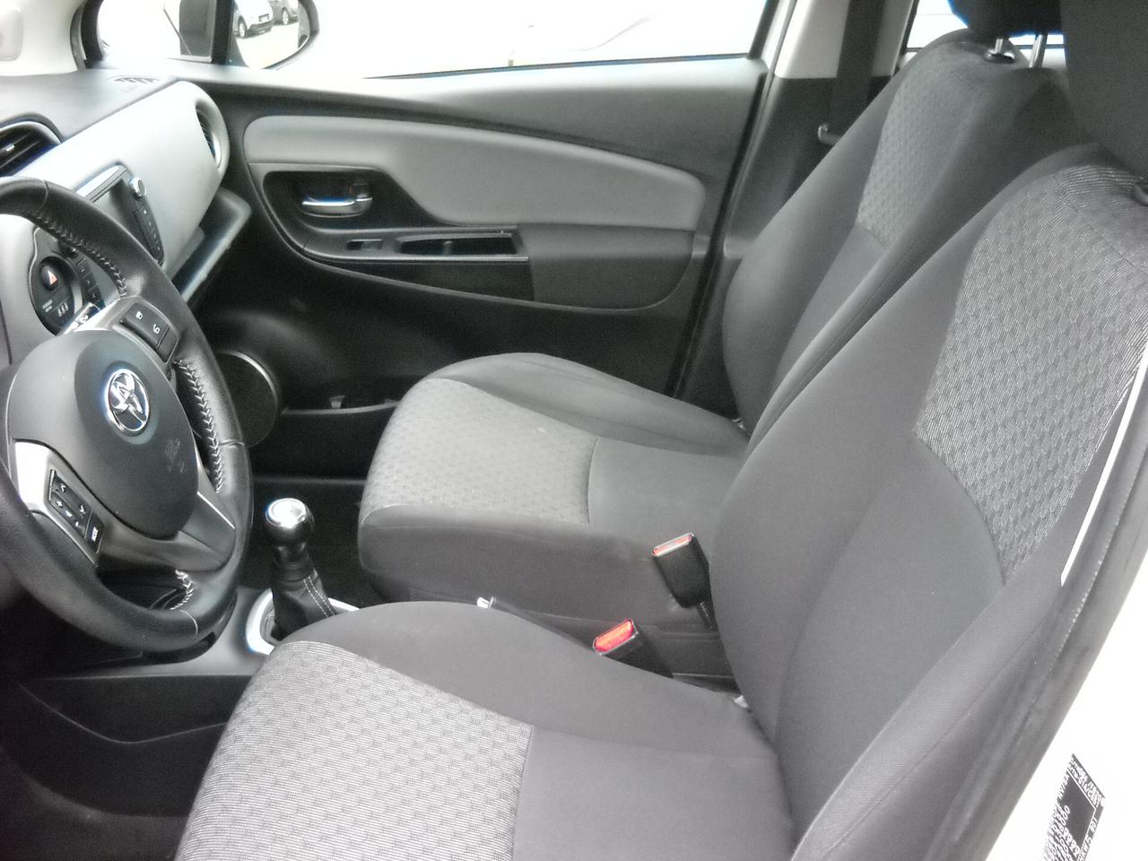 Toyota Yaris 1.0 5 porte