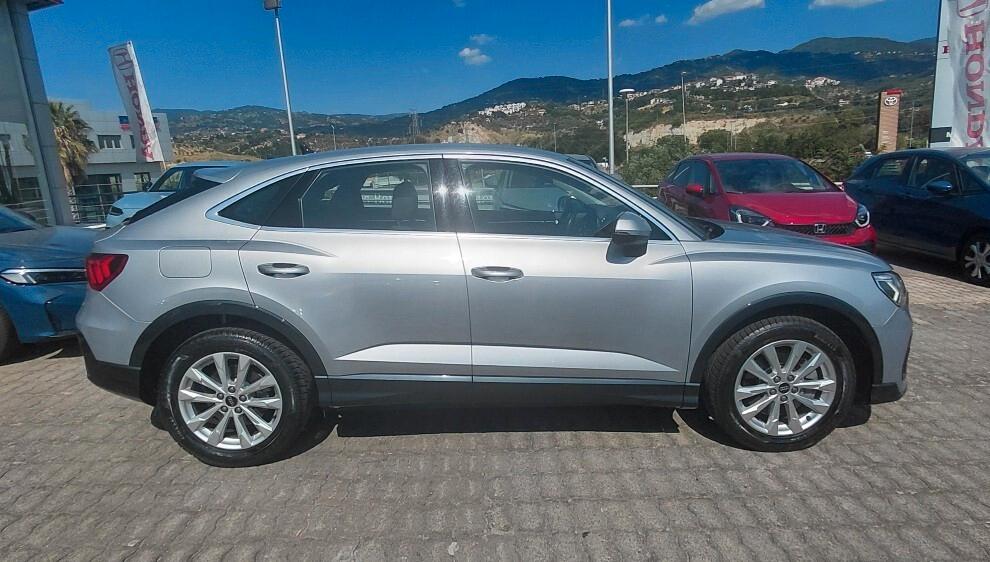 Audi Q3 40 TDI quattro S tronic Business