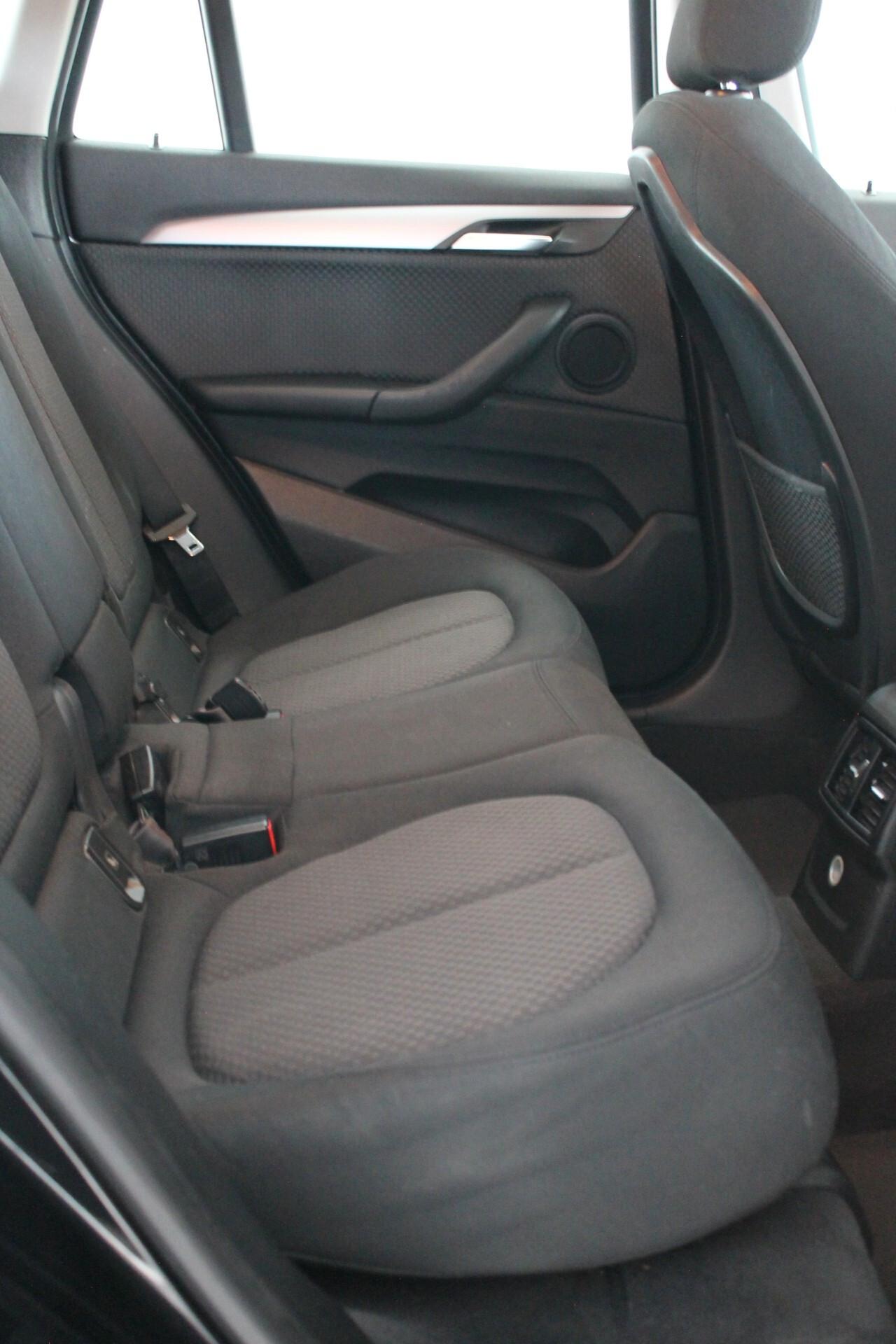 Bmw X1 sDrive18d Business
