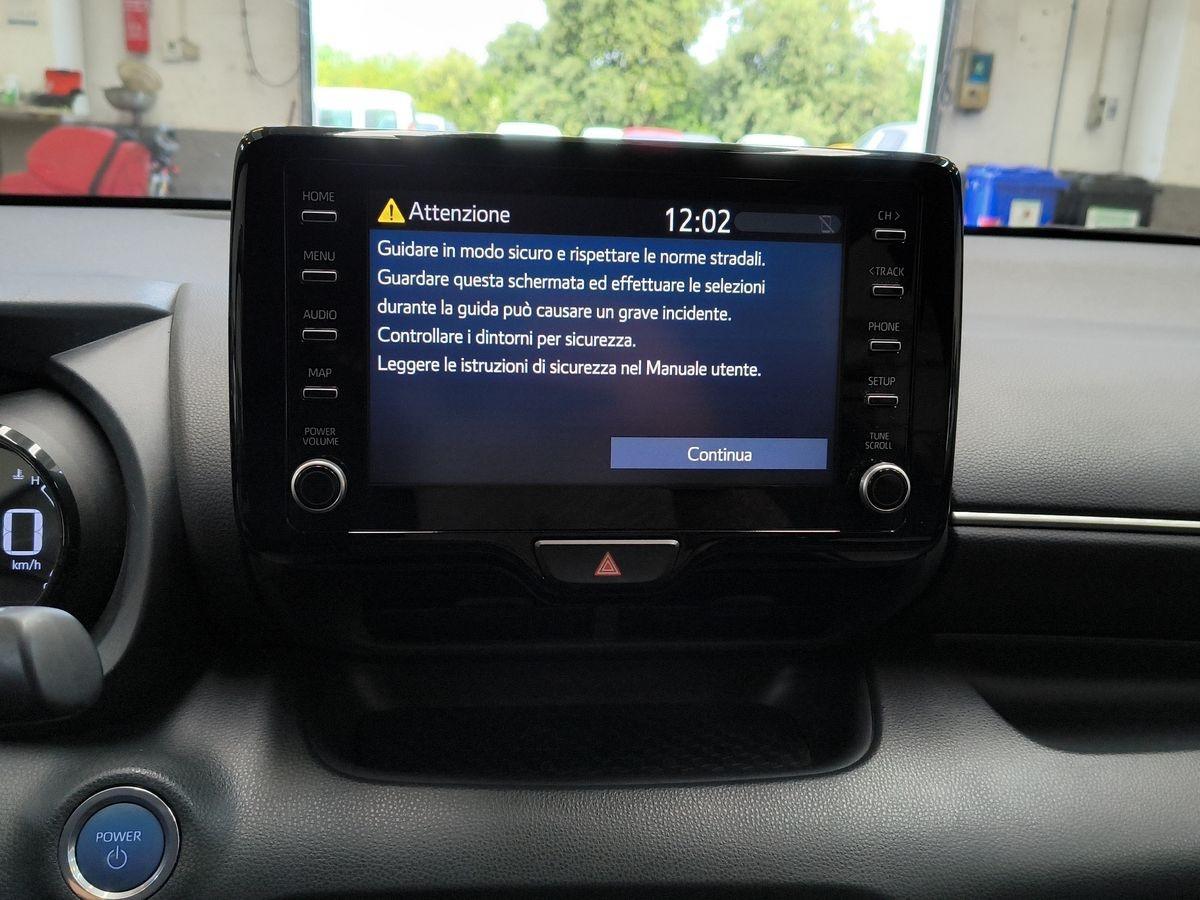 TOYOTA Yaris 4ª serie - Yaris 1.5 Hybrid 5 porte Lounge