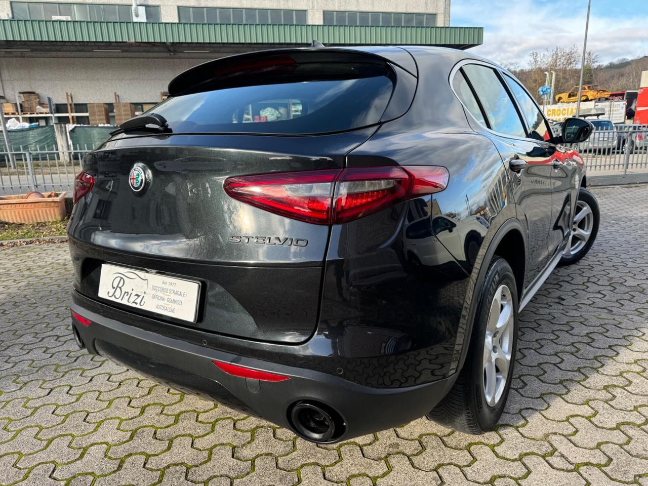 Alfa Romeo Stelvio 2.2 Turbodiesel 210 CV AT8 Q4