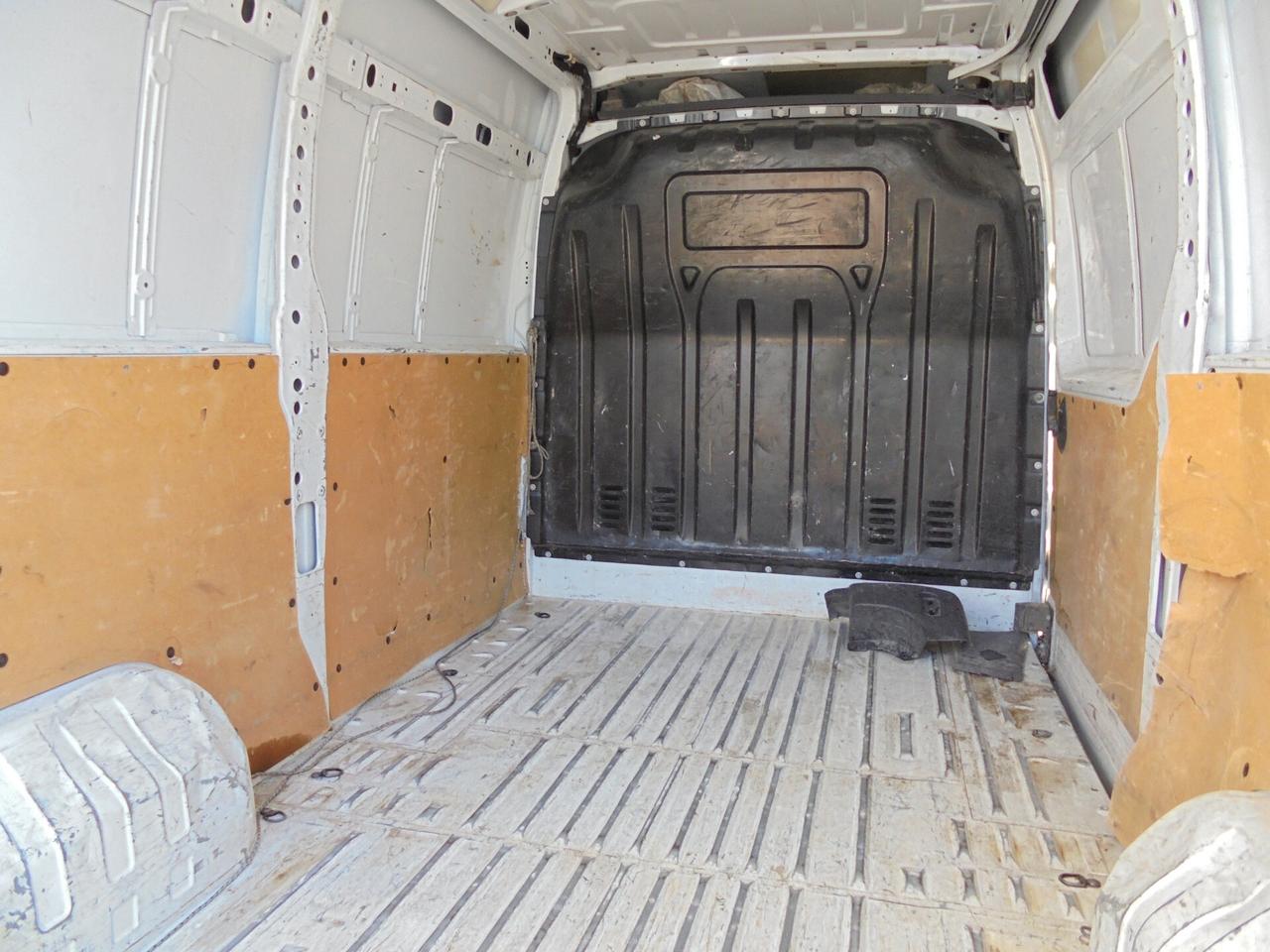 Renault Master T33 2.3 dCi 135 PC-TN L2H2 Ice