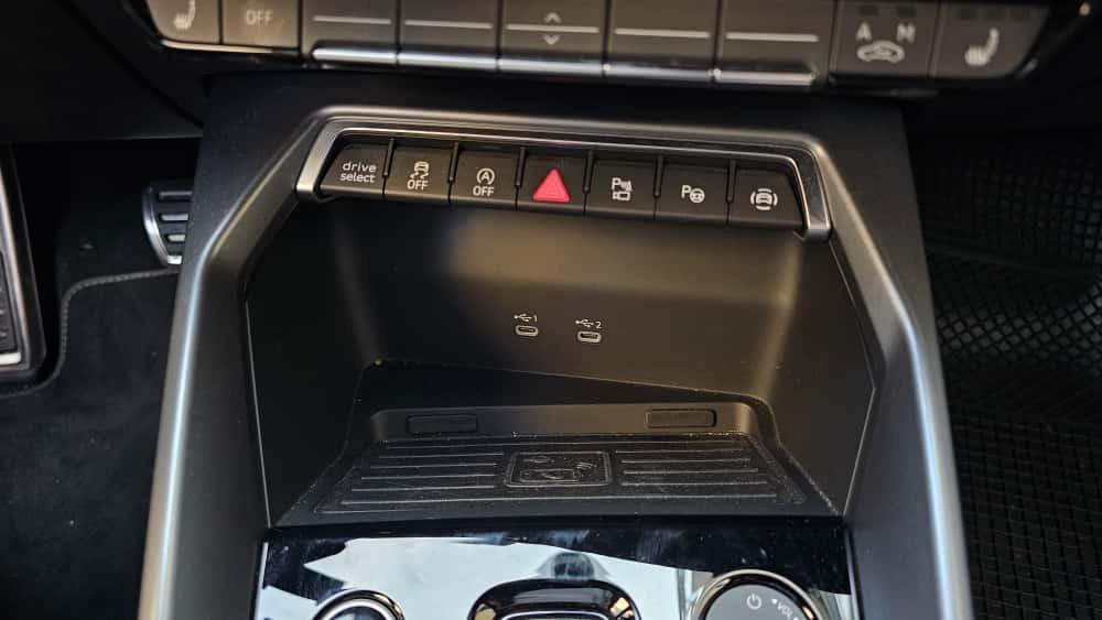 Audi Audi A3 allstreet Identity Contrast 35 TFSI 110(150) kW(CV) S tronic