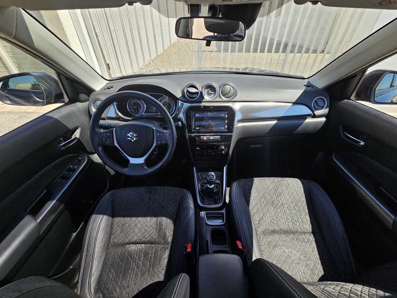 Suzuki Vitara 1.4 Hybrid Starview