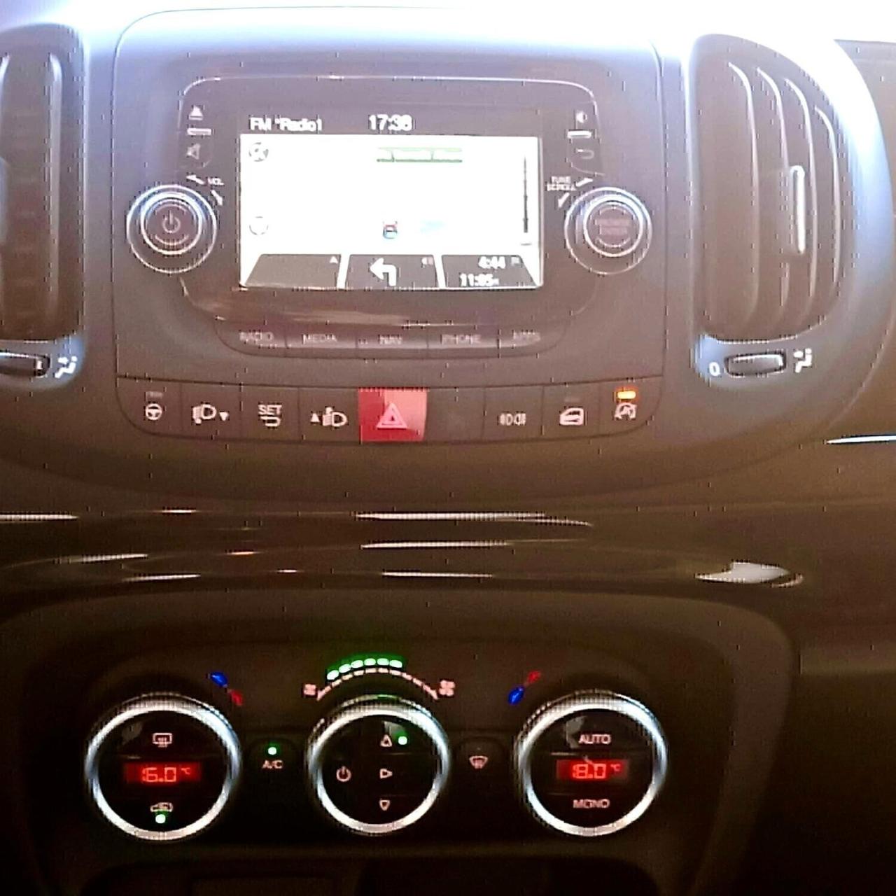 Fiat 500L 1.6 MJT Trekking - NAVIGATORE - 2016 120cv