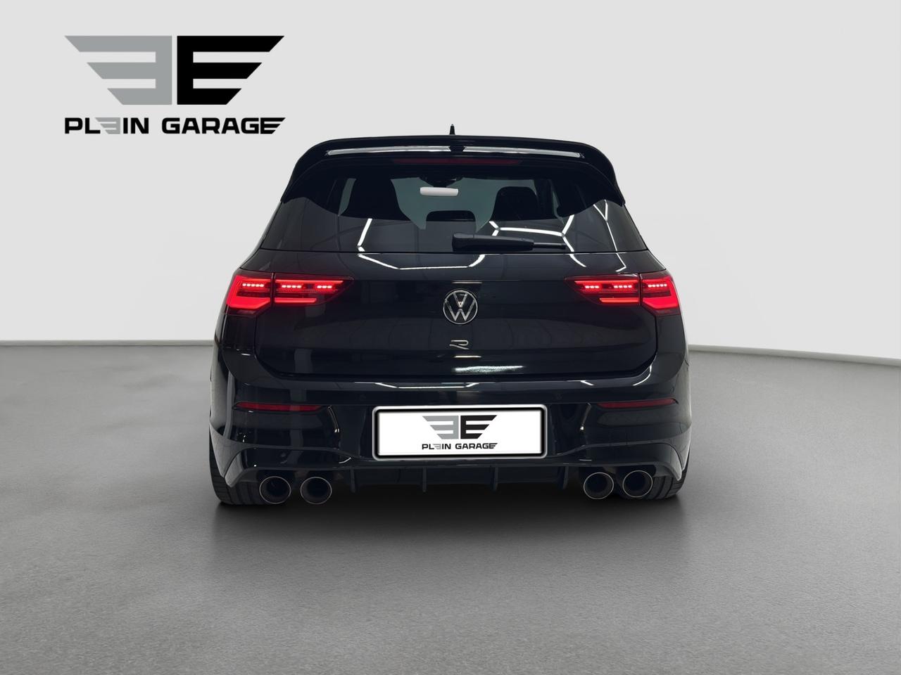 Volkswagen Golf 2.0 TSI R DSG 4Motion Akrapovic