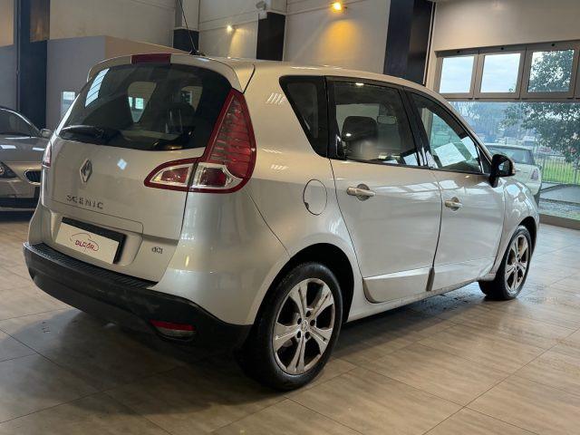 RENAULT Scenic 1.5 dCi 110CV Attractive