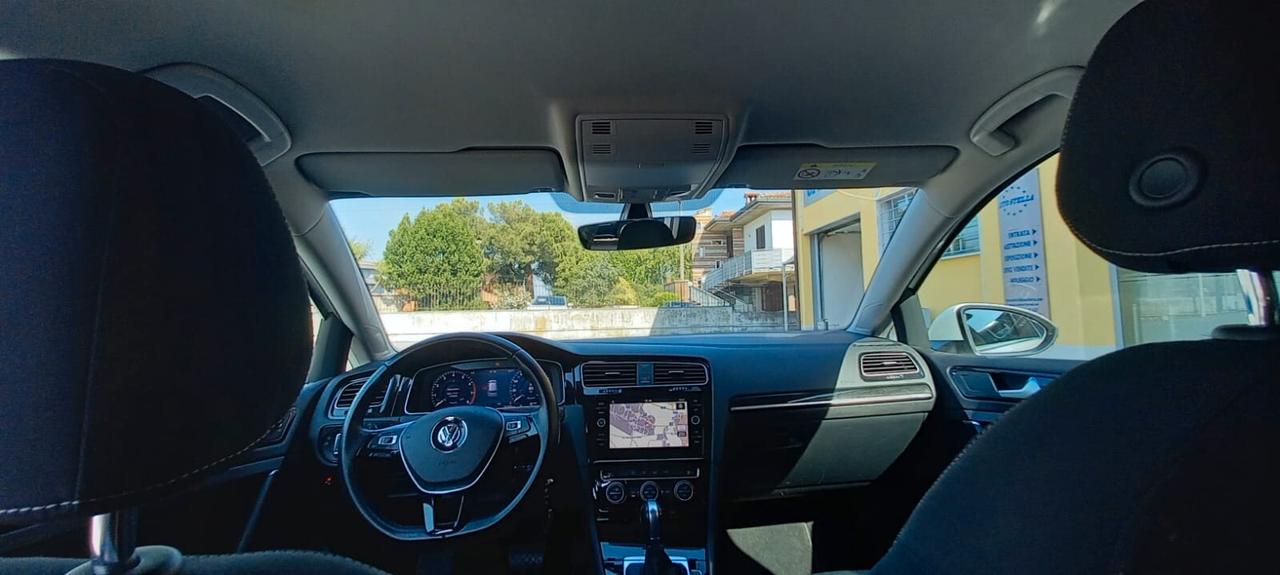 Volkswagen Golf 7 Benzina -GPL cc. 1.4 CV. 125 TSI Executive BluMotion Tech Allestimento Highline Cambio Automatico 7 Marce DSG 5 Porte 5 Posti.