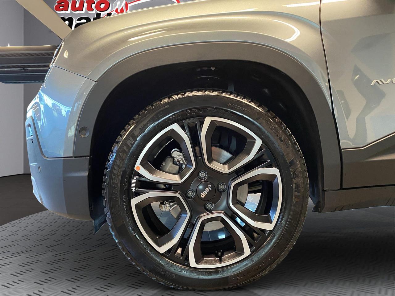 Jeep Avenger 1.2 turbo e-hybrid mhev Summit fwd