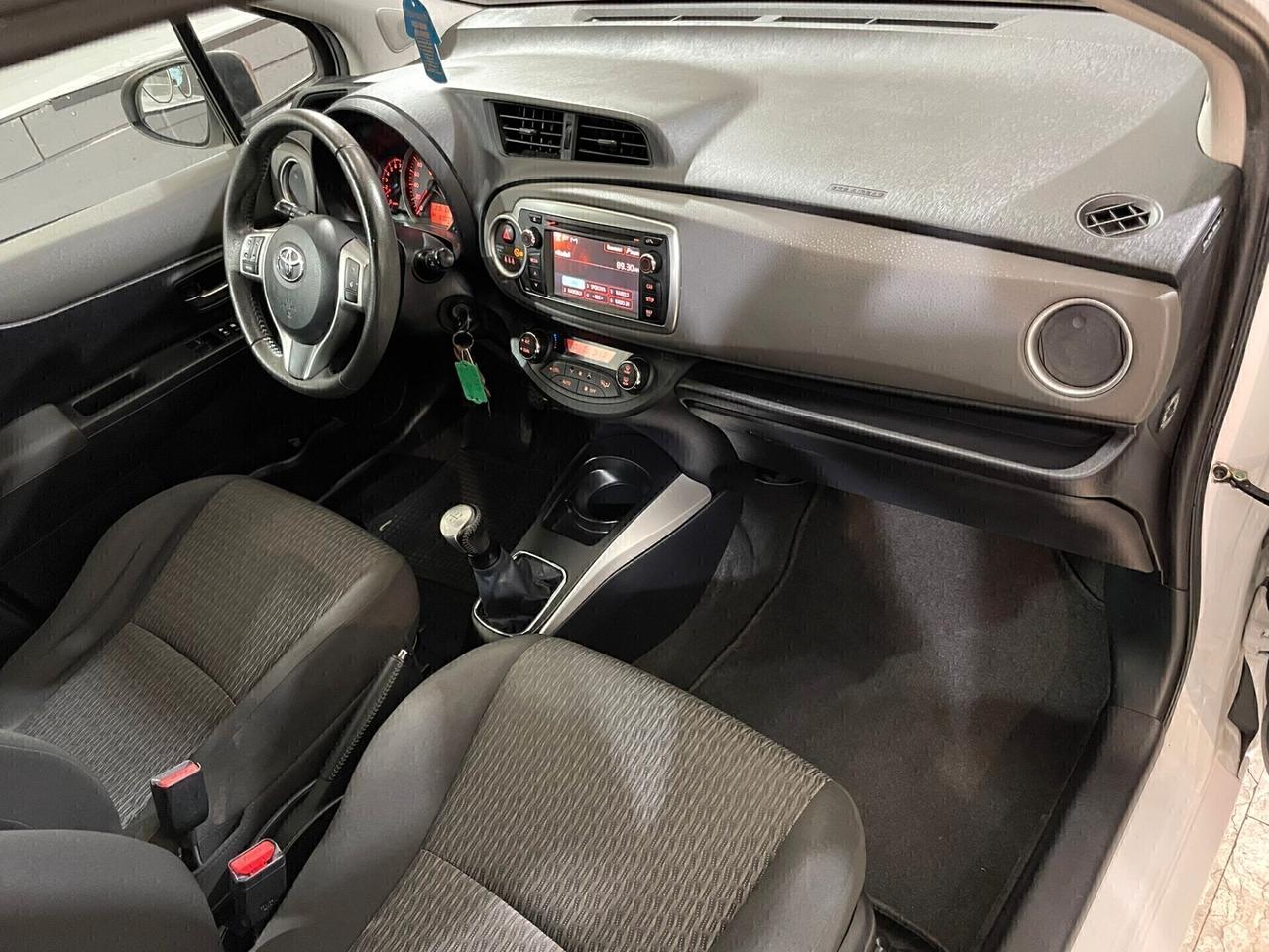 Toyota Yaris 1.0 5 porte Lounge