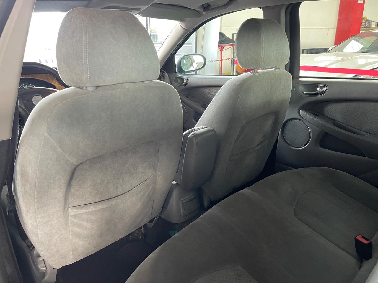 Jaguar X-Type 2.0D Cambio Manuale PERMUTE RATE