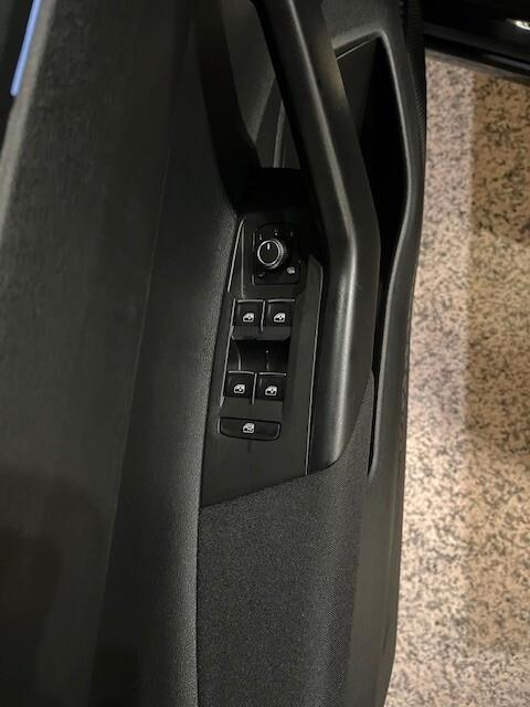 Volkswagen Taigo 1.0 TSI 115 CV R-Line