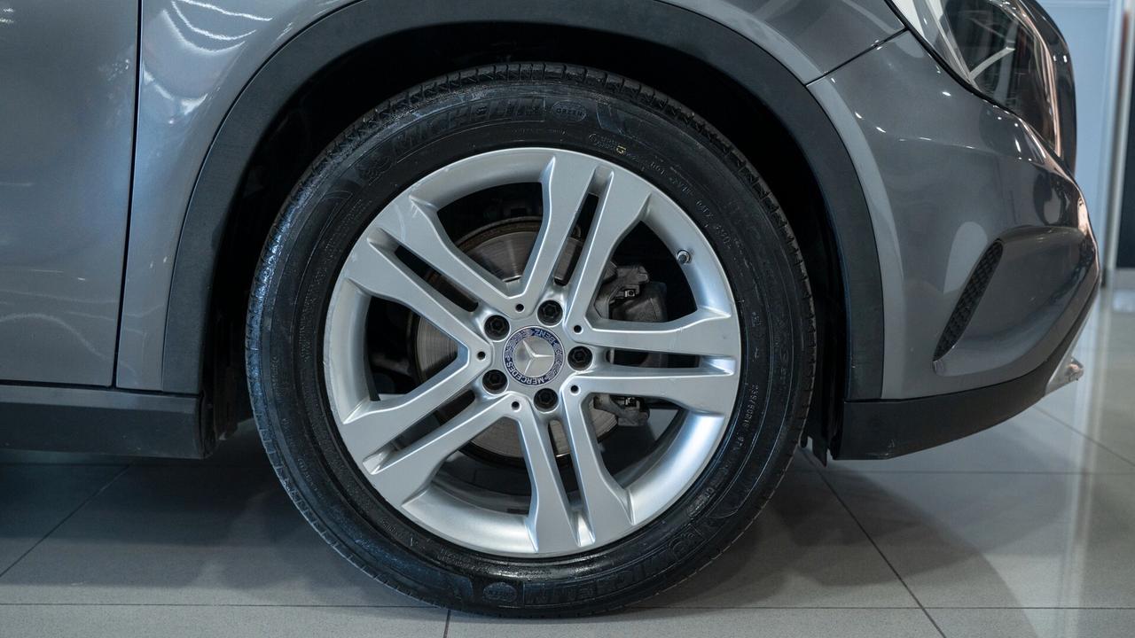 Mercedes-benz GLA 200 D (cdi) SPORT AUTO NAVI PELLE FULL OPTIONAL