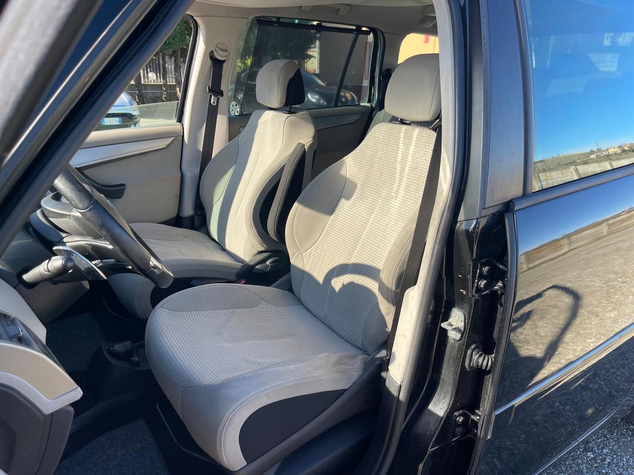 Citroen C3 Picasso 1.6 HDi 110 Airdream Elegance 7POSTI