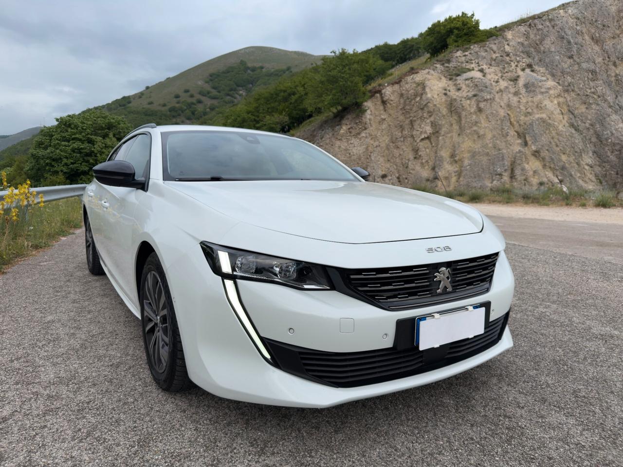 Peugeot 508 BlueHDi 130 EAT8 Allure Pack