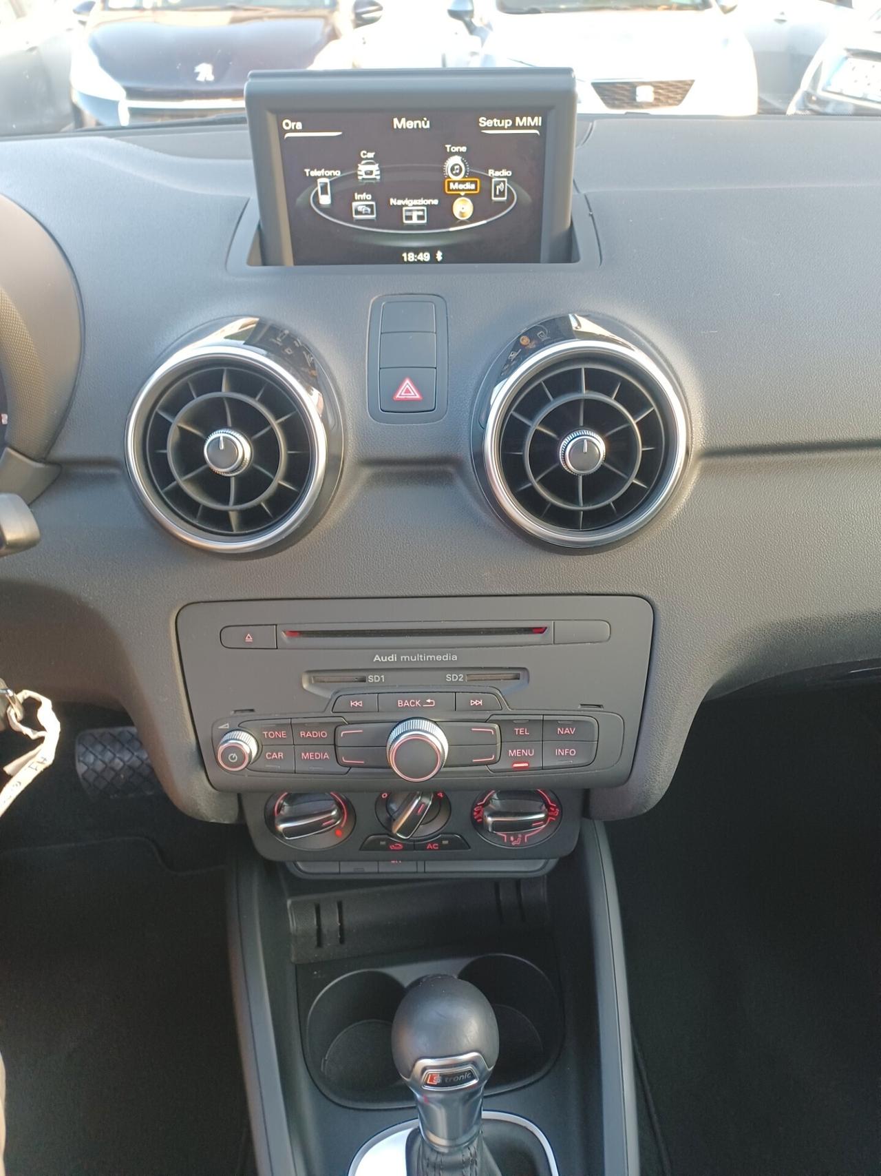 Audi A1 SPORTBACK 1.6 TDI S TRONIC LED BIXENO PDC