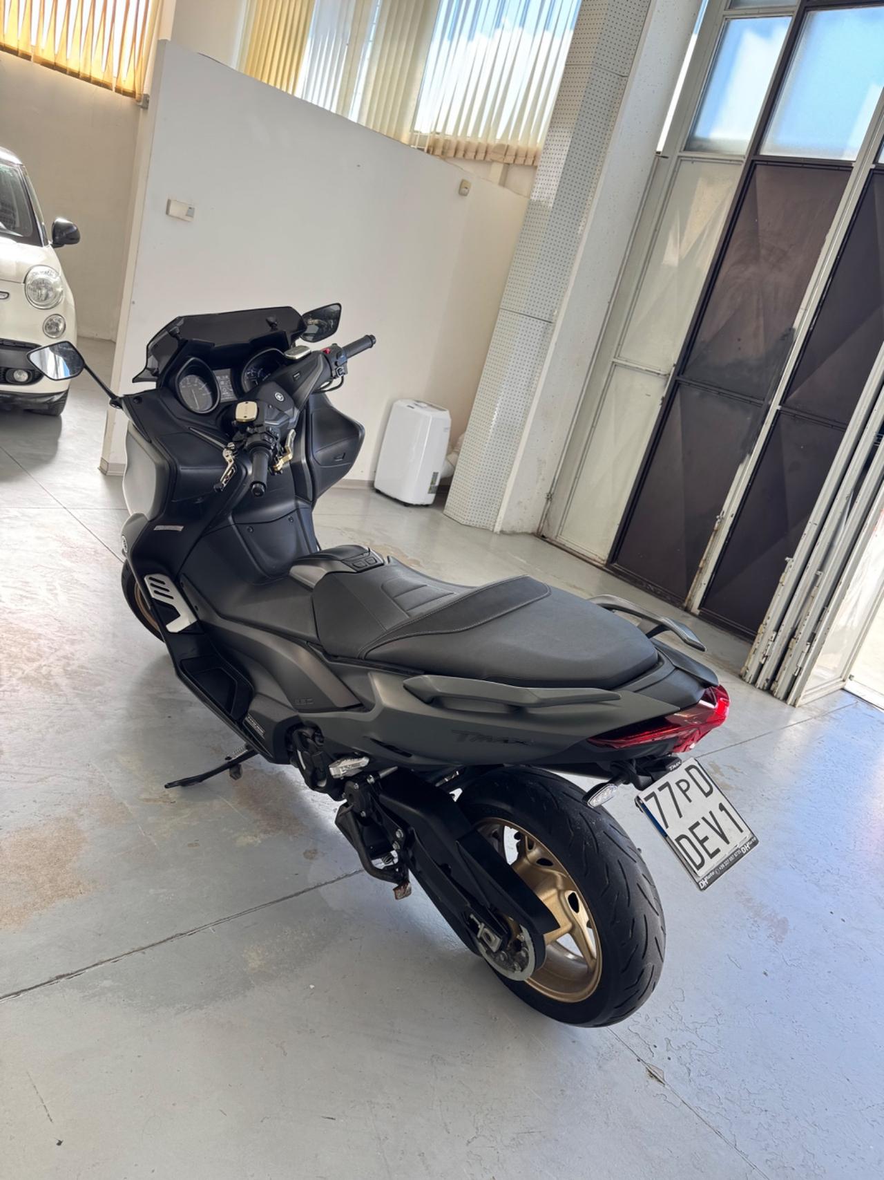 Yamaha TMAX 560 Tech Max