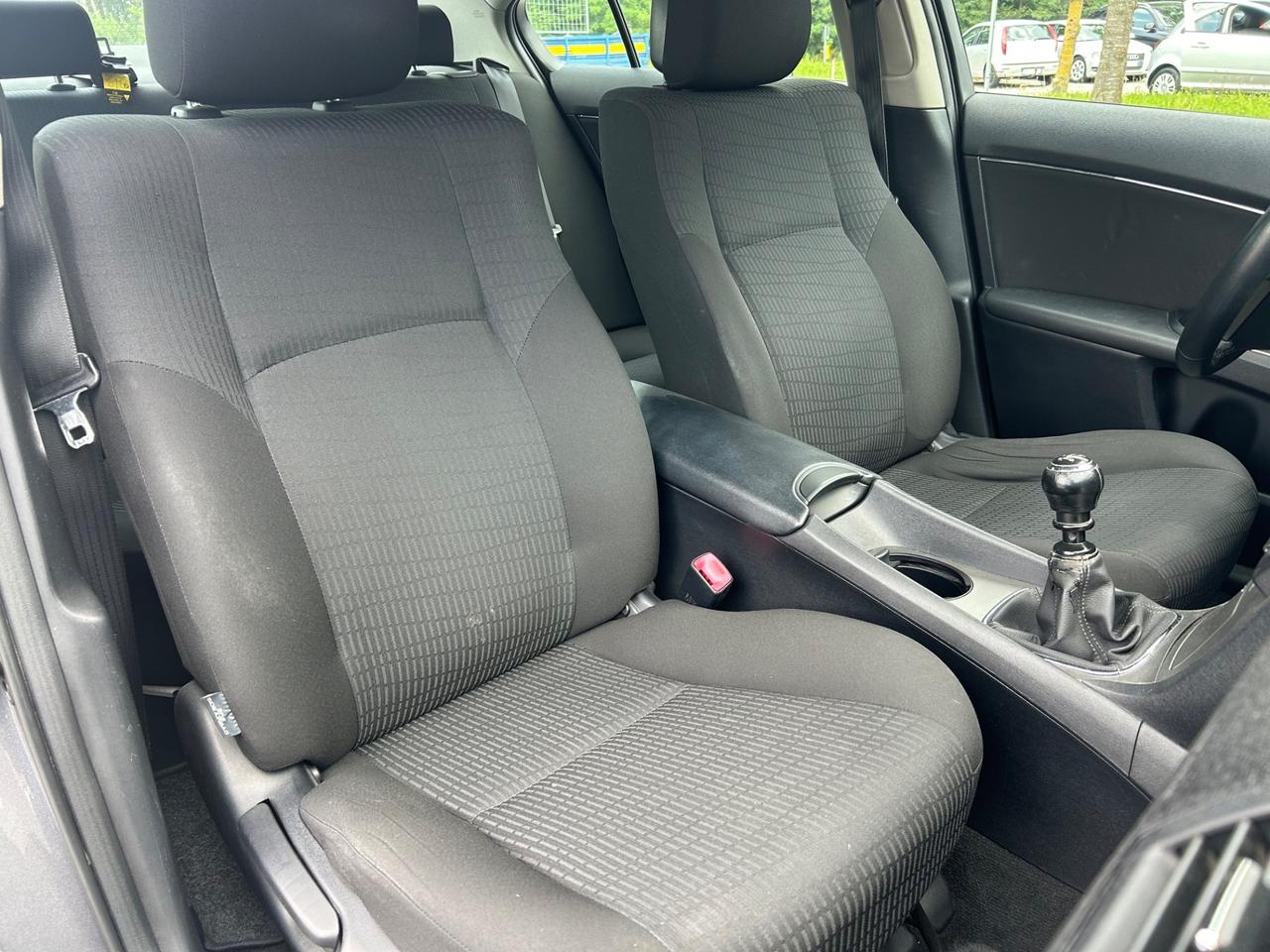 Toyota Avensis 1.8 Executive