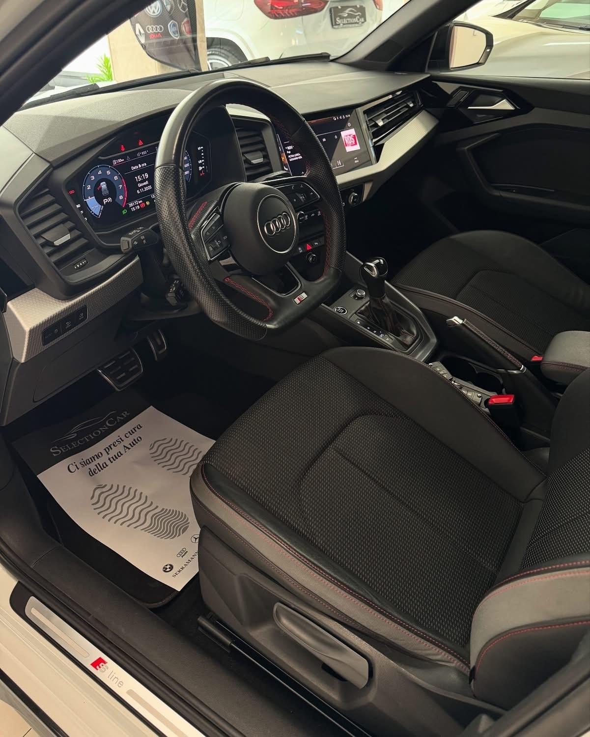 Audi A1 allstreet 30 TFSI S tronic Identity Contrast