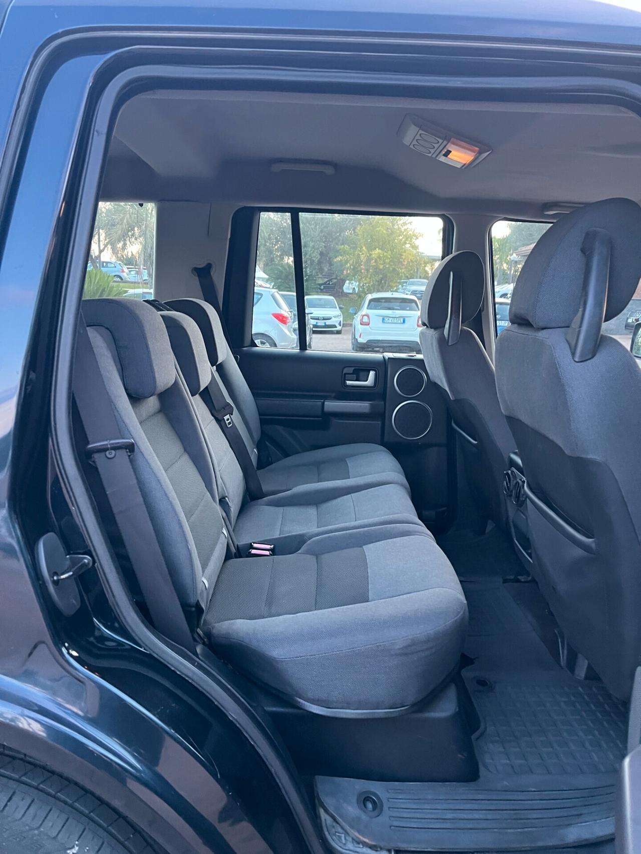 Land Rover Discovery 3 2.7 TDV6 HSE