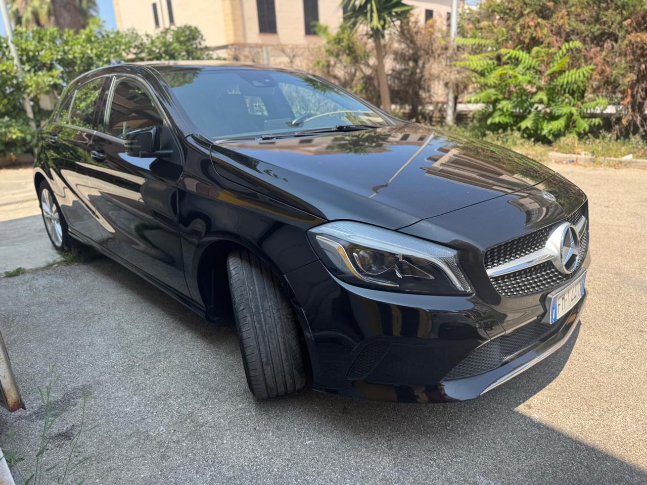Mercedes-benz A 180 A 180 d Premium