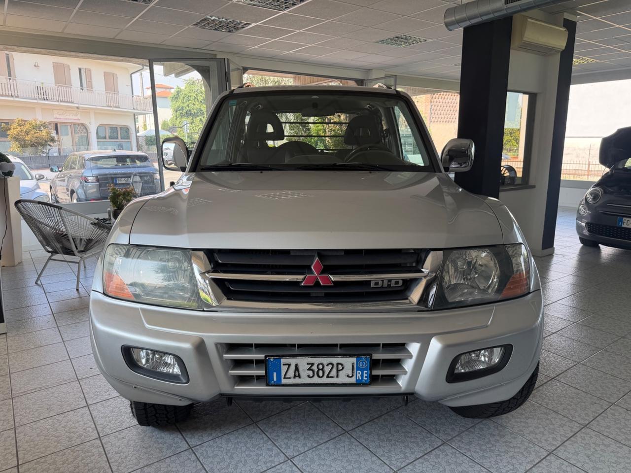 Mitsubishi Pajero 3.2 16V DI-D 3p. GLX