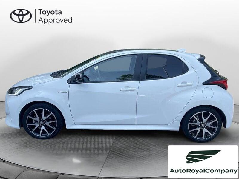 Toyota Yaris 1.5 Hybrid 5 porte Lounge IVA ESPOSTA