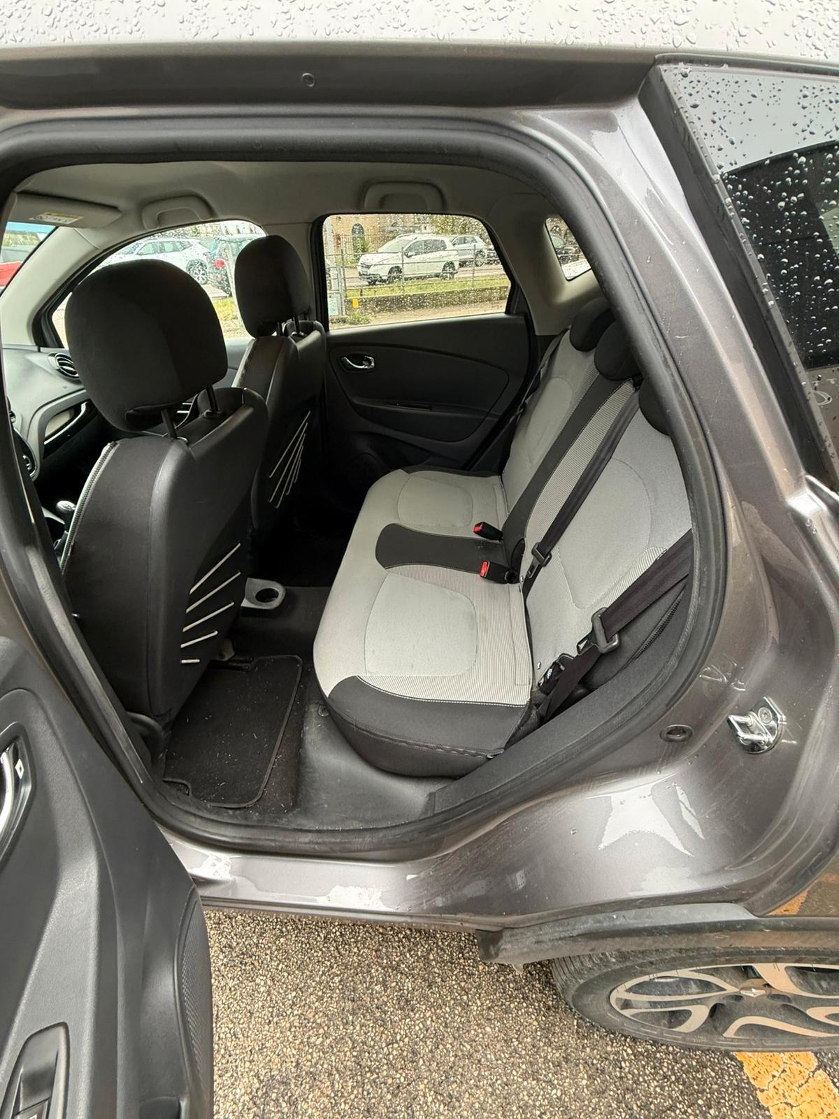 RENAULT CAPTUR 1,5 DCI 90 CV INTENS MY16 5P