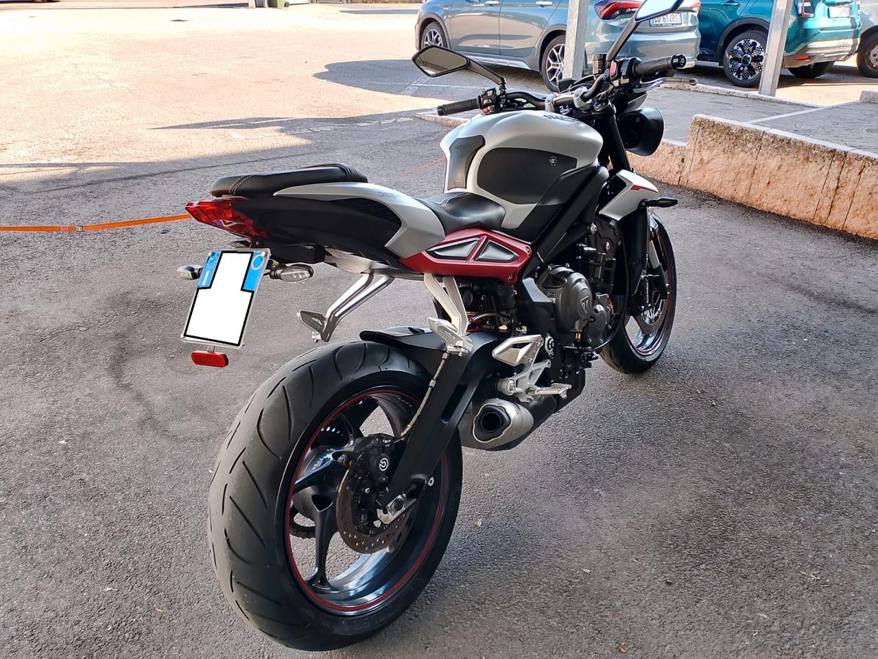 Triumph Street Triple 765 R