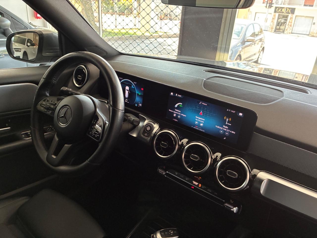 Mercedes GLB 180d Sedili in pelle Ottime Condizioni