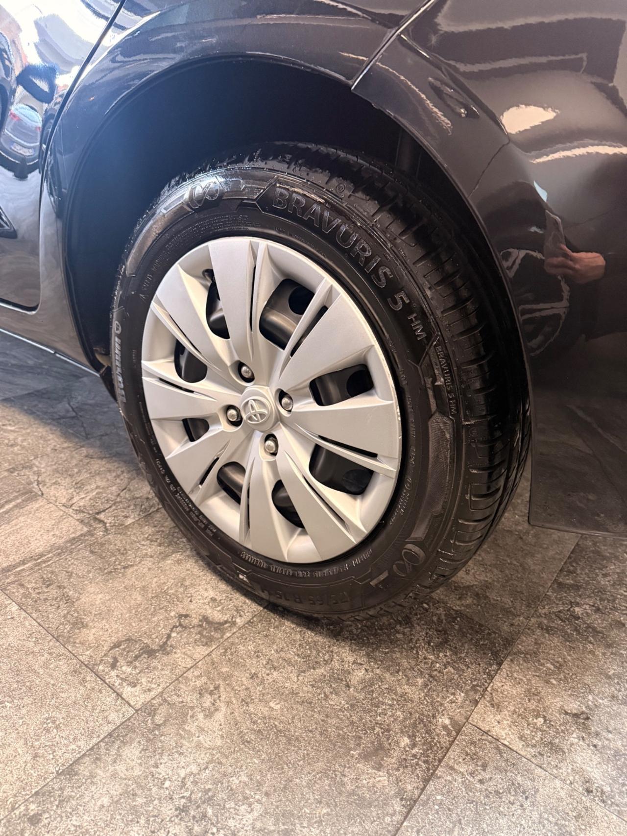 Toyota Yaris 1.0 69 CV Active Finanziabile