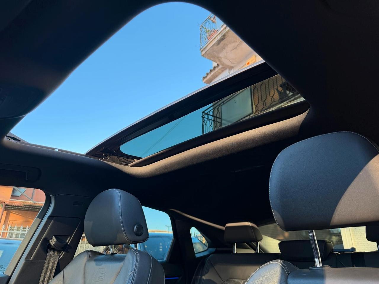 Audi Q3 SPORTBACK S-LINE TETTO