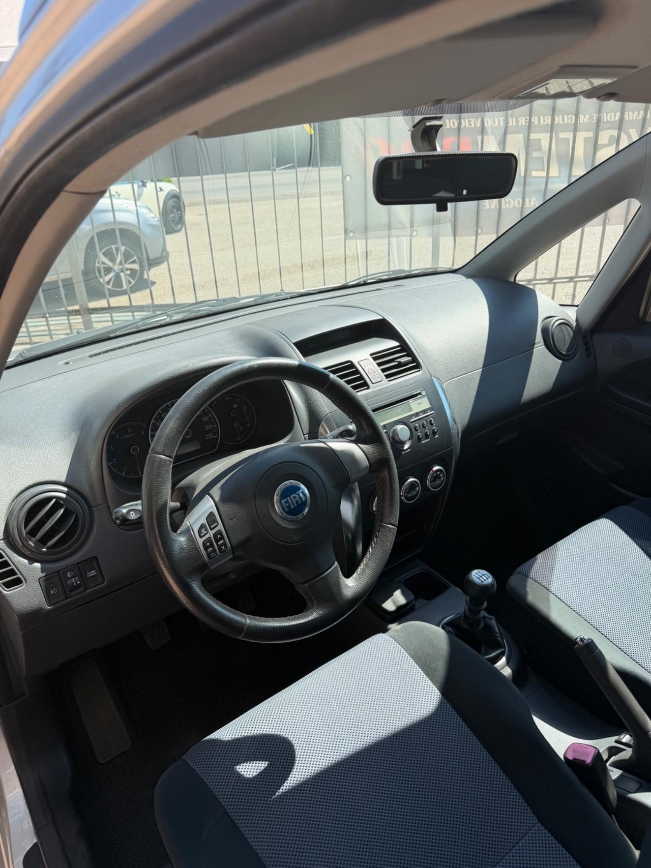 Fiat Sedici 1.9 MJT 4x4 Emotion