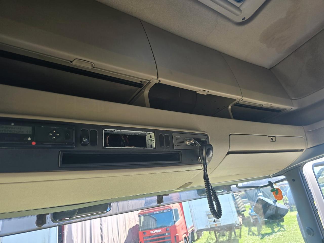 VOLVO SCARRABILE FM4006X2R