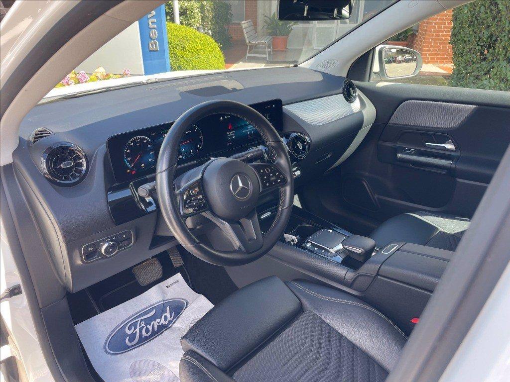 MERCEDES GLA 180 d Executive auto del 2023