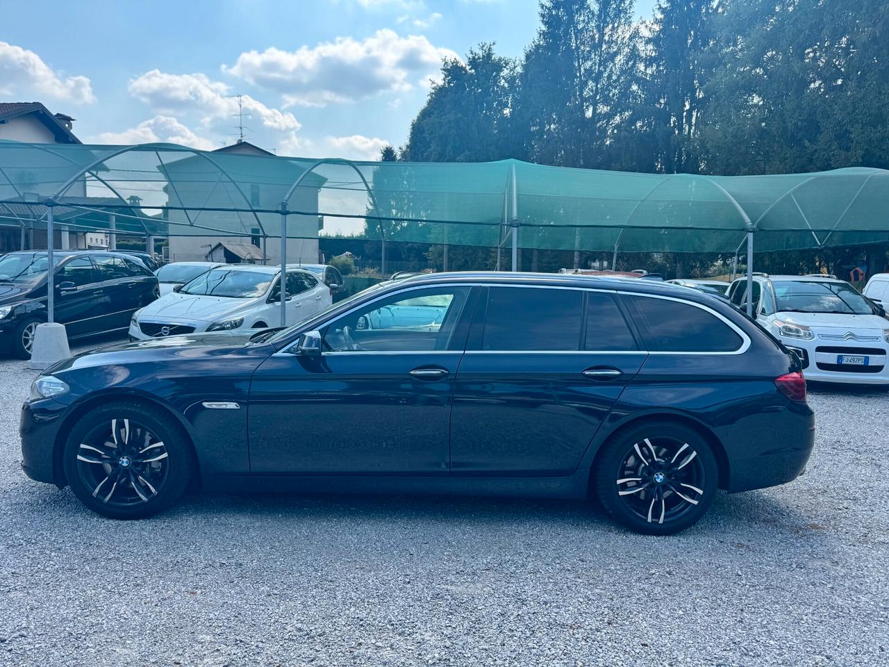 Bmw 525d xDrive Touring Luxury