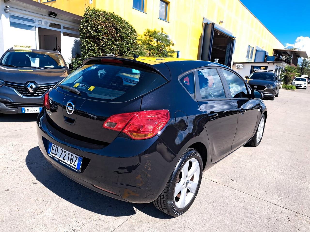 Opel Astra 1.6 115CV 5 porte Cosmo