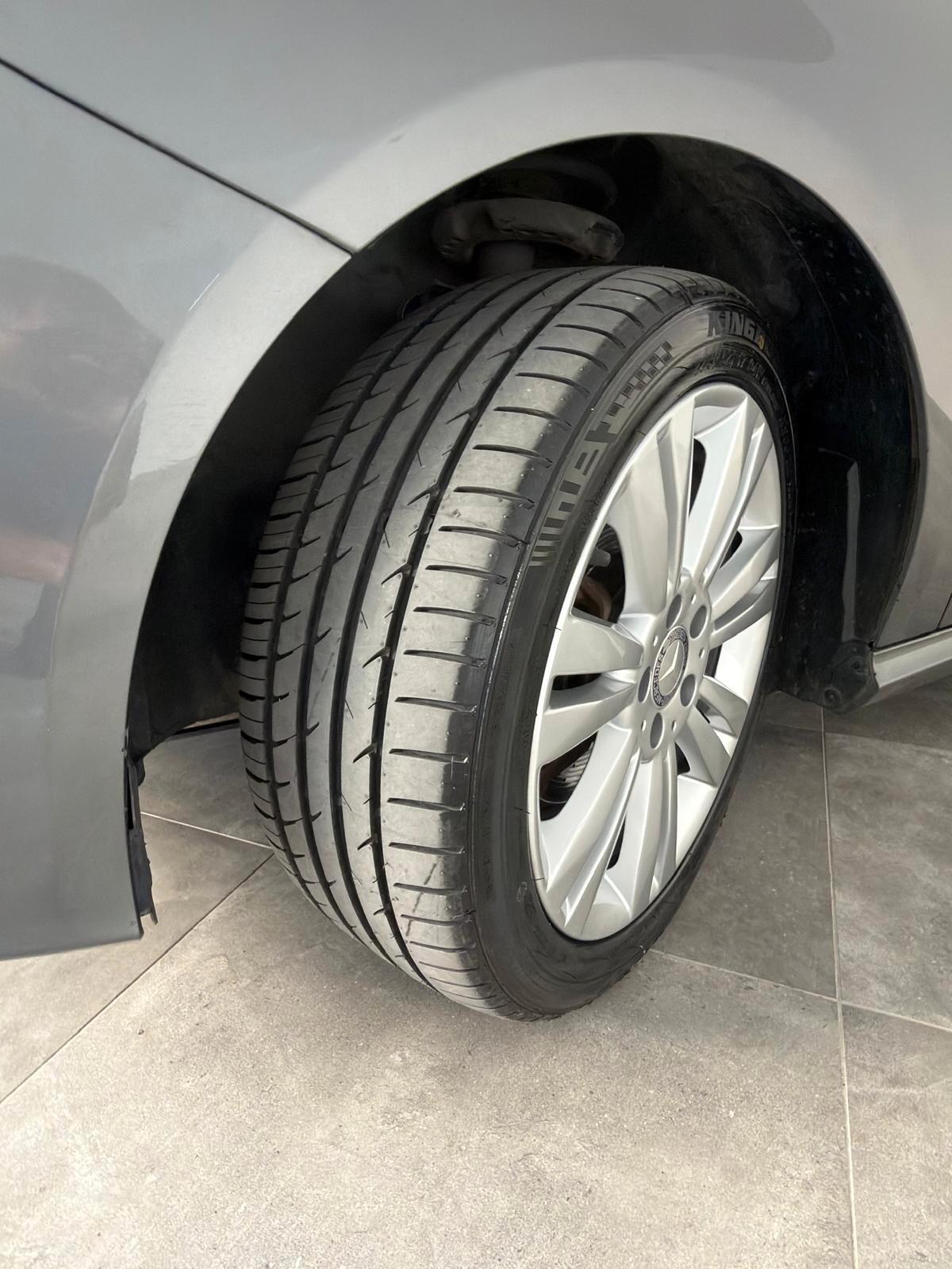 Mercedes B 180 CDI Premium da Vetrina
